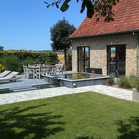 Bed and Breakfast Ateljee Devlaux Veurne Esterno foto