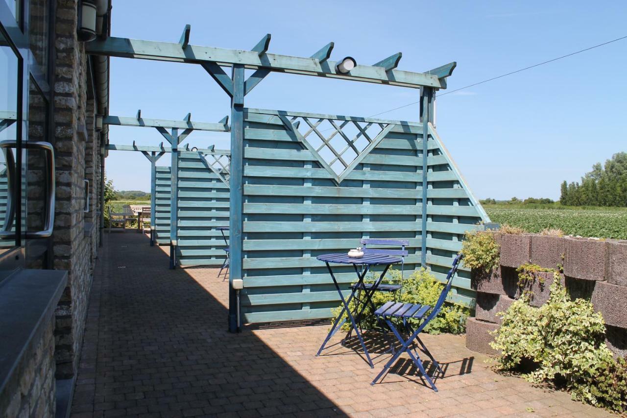 Bed and Breakfast Ateljee Devlaux Veurne Esterno foto
